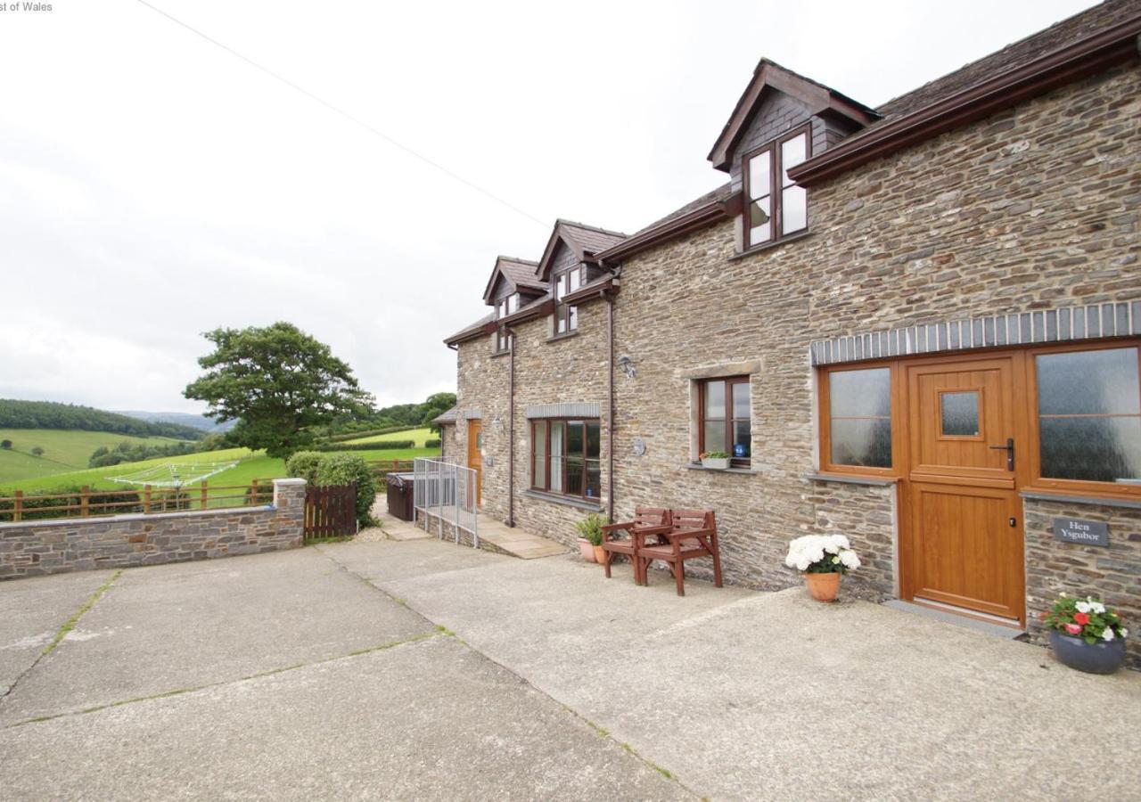 Beudy Bach Villa Lampeter Dış mekan fotoğraf