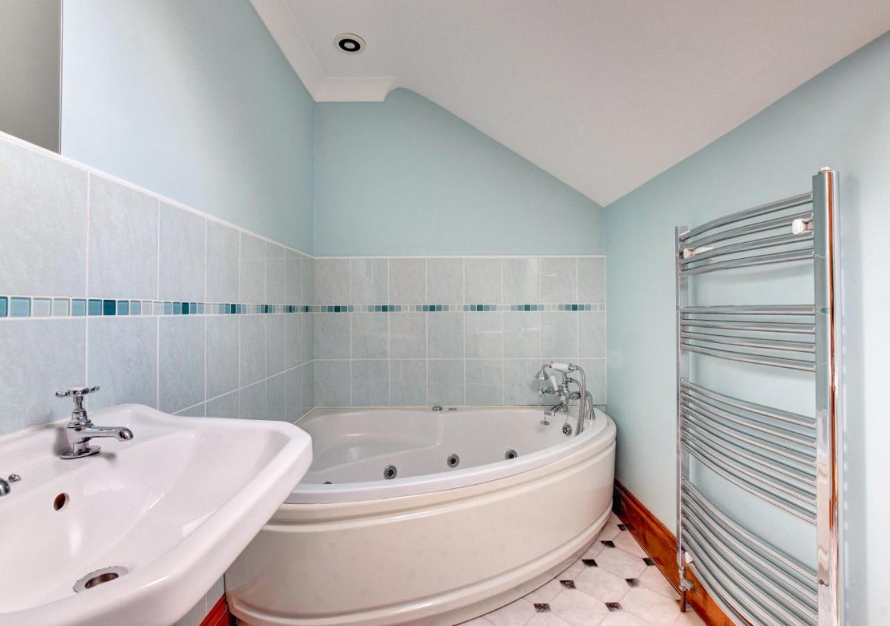 Beudy Bach Villa Lampeter Dış mekan fotoğraf